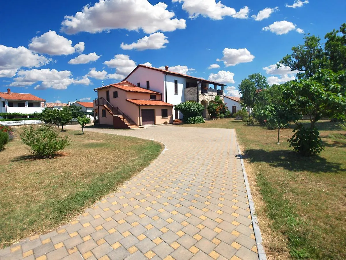 פרמנטורה Apartments Adelmo 1189